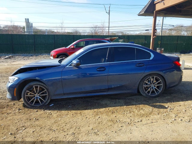 44785027 :رقم المزاد ، 3MW5R7J05M8B63223 vin ، 2021 Bmw 330i Xdrive مزاد بيع