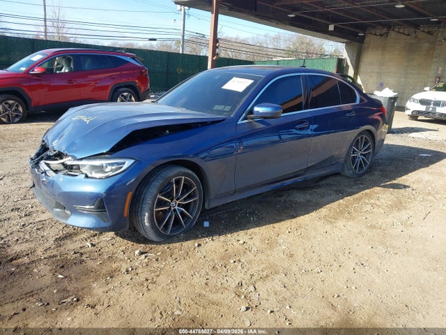 44785027 :رقم المزاد ، 3MW5R7J05M8B63223 vin ، 2021 Bmw 330i Xdrive مزاد بيع