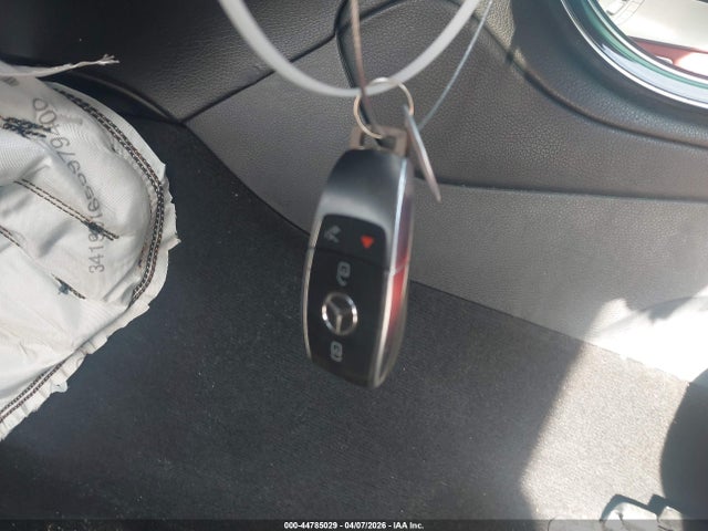 44785029 :رقم المزاد ، W1N0J6EB3NG019644 vin ، 2022 Mercedes-benz Amg Glc 43 4matic Coupe مزاد بيع