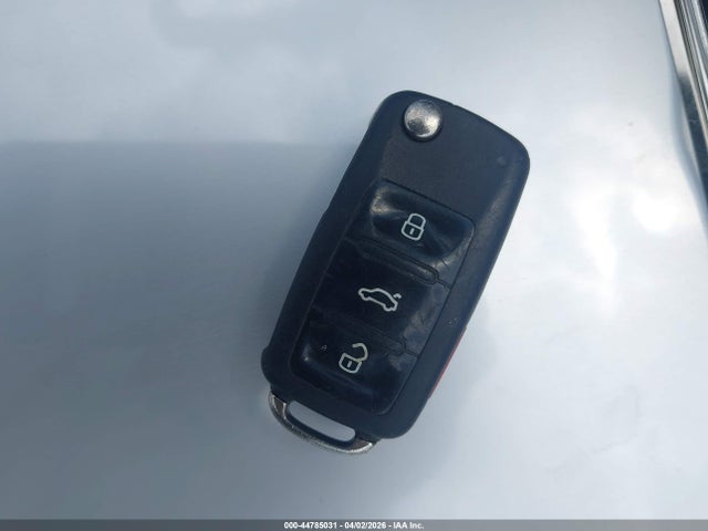 3VWD67AJXGM394028 Volkswagen Jetta 1.4t Se