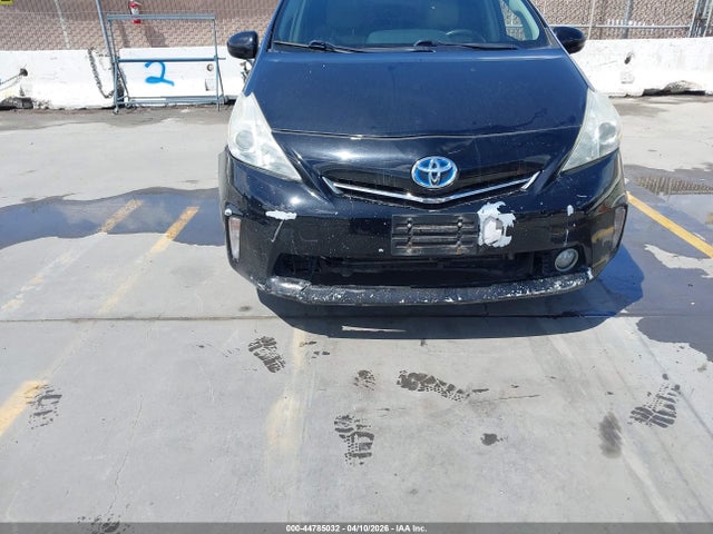 2013 TOYOTA PRIUS V JTDZN3EU3D3240752 Photo 5