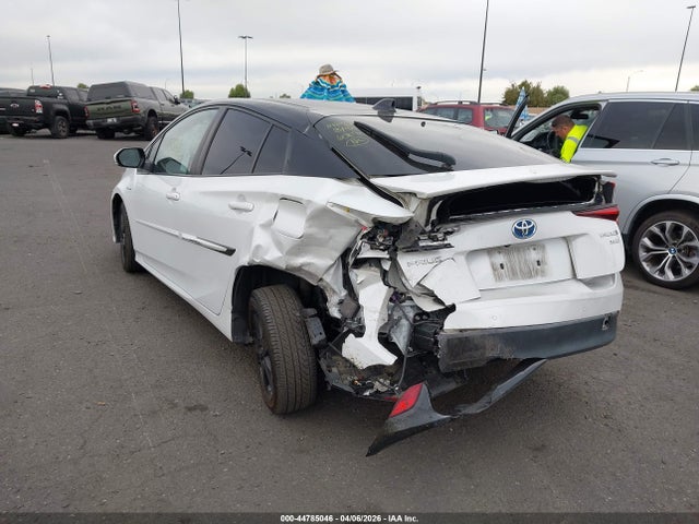 JTDKAMFU6M3145166 Toyota PRIUS XLE