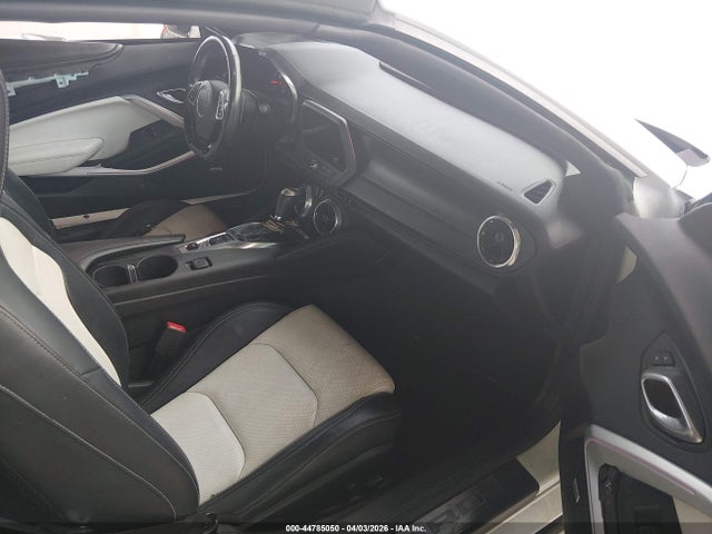 1G1FD3DX1K0101163 Chevrolet Camaro 3lt