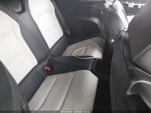 1G1FD3DX1K0101163 Chevrolet Camaro 3lt