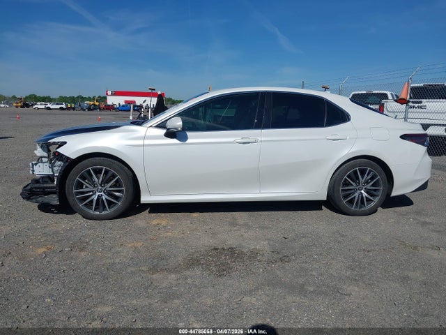 2024 Toyota Camry Xle მანქანა იყიდება აუქციონზე, vin: 4T1F11AK8RU894280, აუქციონის ნომერი: 44785058