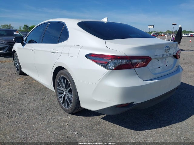 2024 Toyota Camry Xle მანქანა იყიდება აუქციონზე, vin: 4T1F11AK8RU894280, აუქციონის ნომერი: 44785058