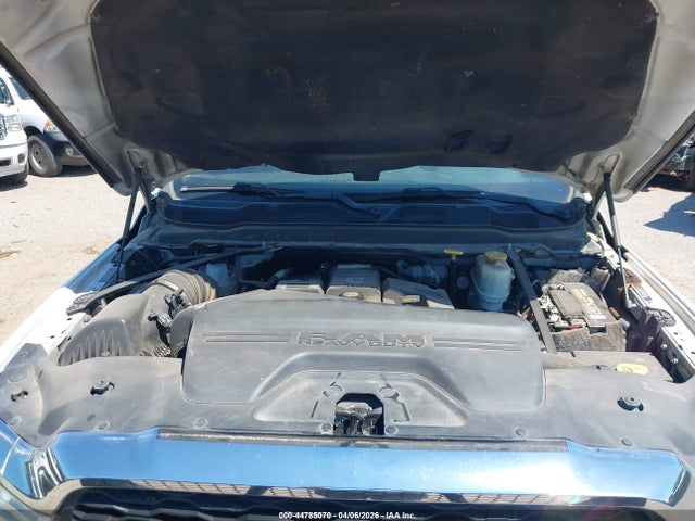 44785070 :رقم المزاد ، 3C7WRNFL9KG531536 vin ، 2019 Ram 5500 Chassis Tradesman/slt/laramie/limited مزاد بيع