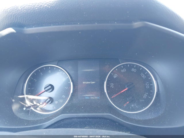 2T3F1RFV7LW118240 Toyota RAV4 LE
