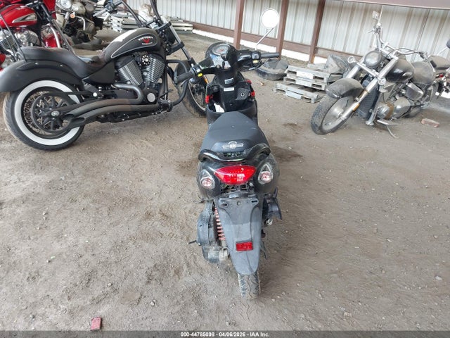 Genuine Scooter Co. Buddy 125 2020 RFVPAC205L1019898 Image 6