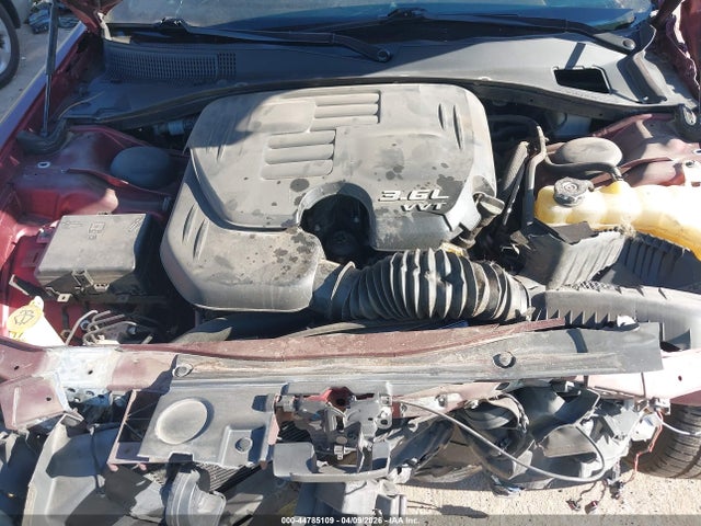 2C3CCABG2JH313928 Chrysler 300 300s