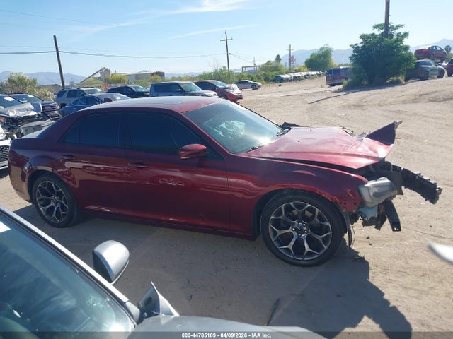 2C3CCABG2JH313928 Chrysler 300 300s