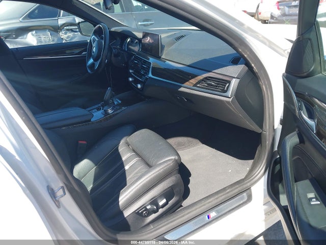 WBAJA9C53KB388231 BMW 530e Iperformance