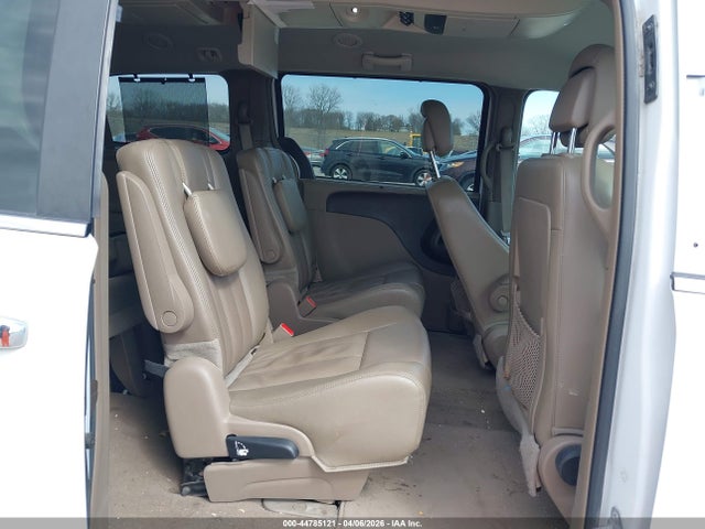 Продажа на аукционе авто 2014 Chrysler Town & Country Touring, vin: 2C4RC1BG0ER464790, номер лота: 44785121
