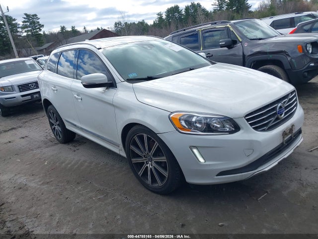 2015 VOLVO XC60 YV4612RK6F2692234