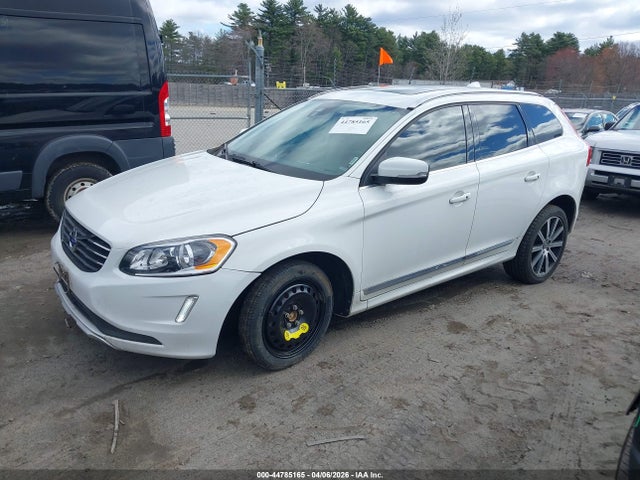 2015 VOLVO XC60 YV4612RK6F2692234 Photo 1