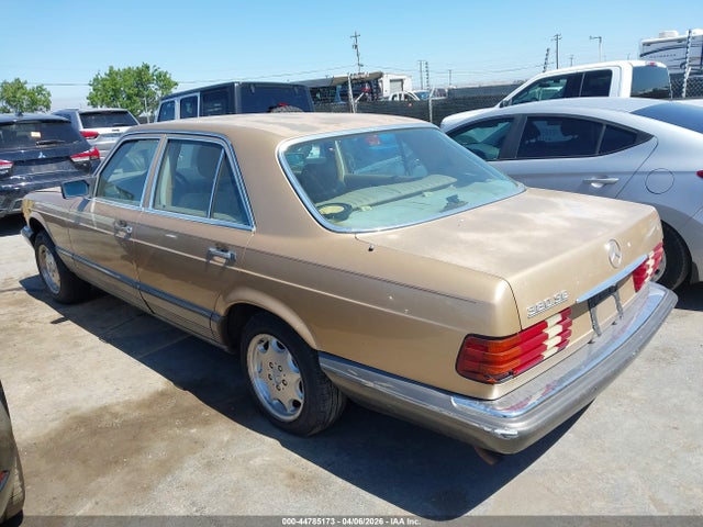 1985 MERCEDES-BENZ 380 WDBCA32C3FA151998 Photo 2