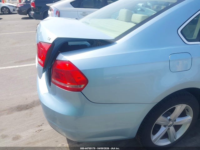 Продаж на аукціоні авто 2012 Volkswagen Passat 2.5l Se, vin: 1VWBP7A38CC109456, номер лоту: 44785179