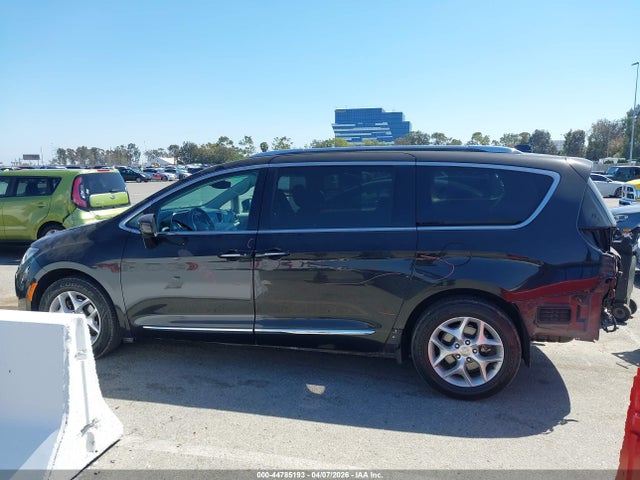 Chrysler Pacifica Touring-l Plus 2017 2C4RC1EG7HR656093 Image 15