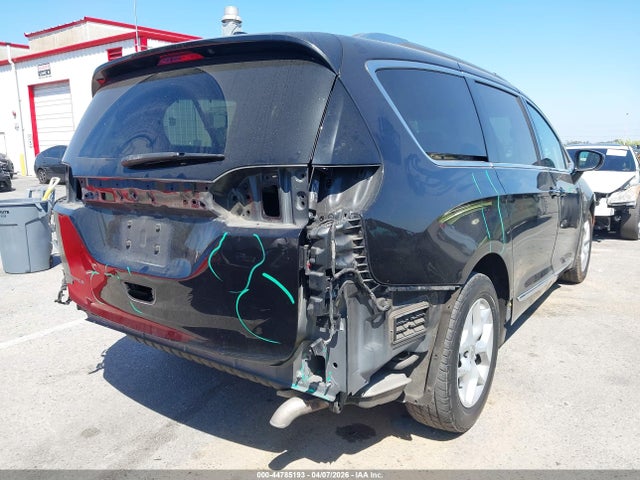 Chrysler Pacifica Touring-l Plus 2017 2C4RC1EG7HR656093 Image 18