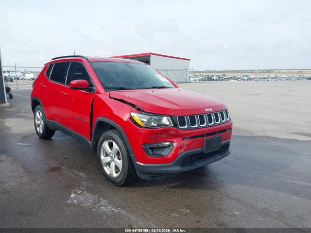 2018 Jeep Compass Latitude 4x4 მანქანა იყიდება აუქციონზე, vin: 3C4NJDBB8JT139385, აუქციონის ნომერი: 44785199