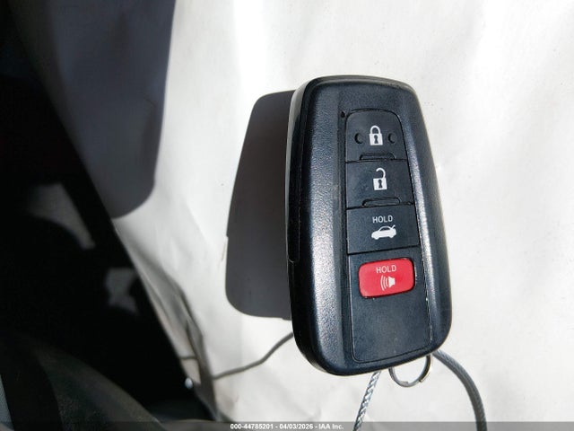 4T1B61HK6KU782105 Toyota CAMRY XSE