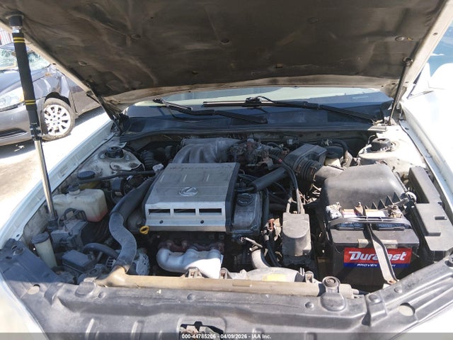 44785206 :رقم المزاد ، JT8BF28G3W5035713 vin ، 1998 Lexus Es 300 مزاد بيع
