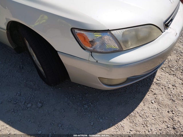 44785206 :رقم المزاد ، JT8BF28G3W5035713 vin ، 1998 Lexus Es 300 مزاد بيع