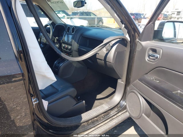 Jeep Patriot High Altitude Edition 2015 1C4NJRFB5FD348264 Image 5