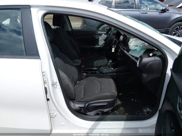 2019 KIA FORTE 3KPF24AD8KE121270 Photo 4