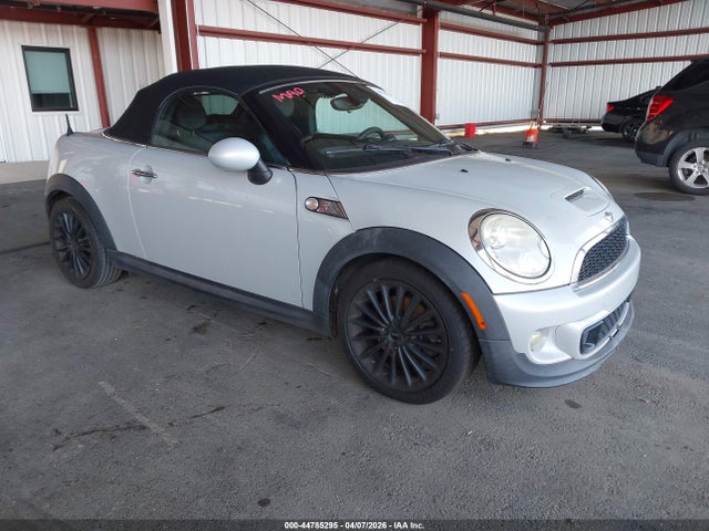 2015 MINI ROADSTER WMWSY3C57FT595718