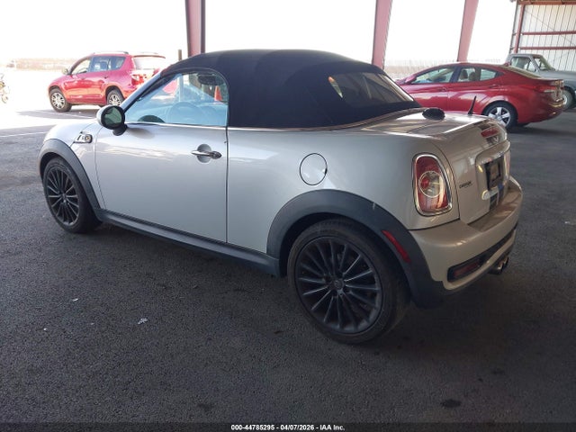 2015 MINI ROADSTER WMWSY3C57FT595718 Photo 2
