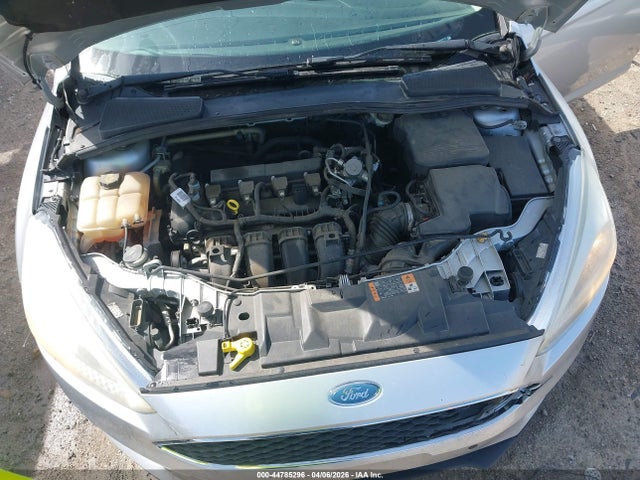Ford FOCUS S 2016 1FADP3E26GL366195 Image 10