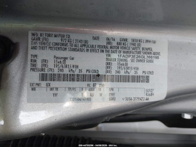 Ford FOCUS S 2016 1FADP3E26GL366195 Image 9
