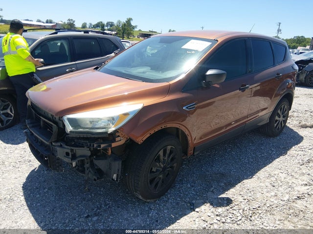 2017 Ford Escape S მანქანა იყიდება აუქციონზე, vin: 1FMCU0F76HUA27578, აუქციონის ნომერი: 44785314