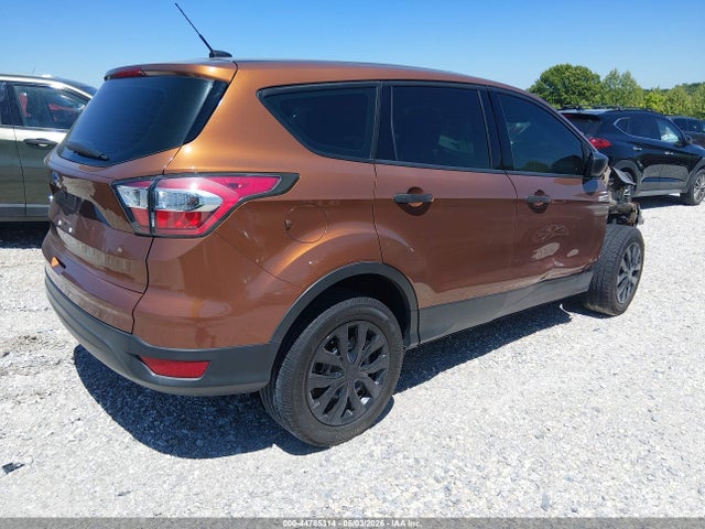 2017 Ford Escape S მანქანა იყიდება აუქციონზე, vin: 1FMCU0F76HUA27578, აუქციონის ნომერი: 44785314