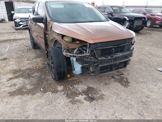 2017 Ford Escape S მანქანა იყიდება აუქციონზე, vin: 1FMCU0F76HUA27578, აუქციონის ნომერი: 44785314