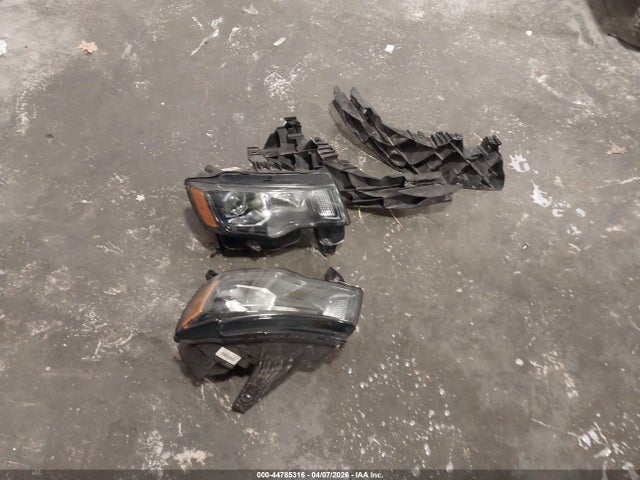 44785316 :رقم المزاد ، 1C4RJFAG1JC435595 vin ، 2018 Jeep Grand Cherokee Altitude 4x4 مزاد بيع