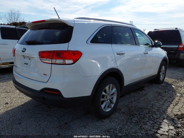 Продажа на аукционе авто 2017 Kia Sorento 2.4l Lx, vin: 5XYPG4A35HG288937, номер лота: 44785321