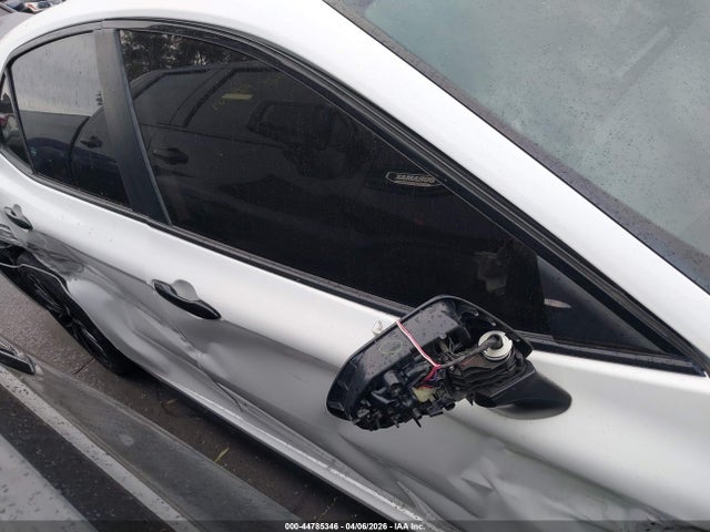 44785346 :رقم المزاد ، 4T1T11AK0NU029736 vin ، 2022 Toyota Camry Se Nightshade Edition مزاد بيع