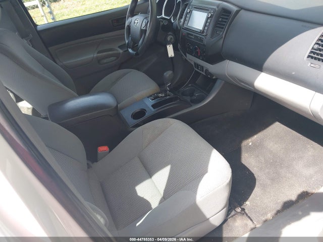 44785353 :رقم المزاد ، 5TFTX4CN8FX062060 vin ، 2015 Toyota Tacoma مزاد بيع