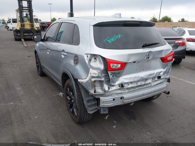 2017 MITSUBISHI OUTLANDER SPORT JA4AP3AU9HZ069676 Photo 2
