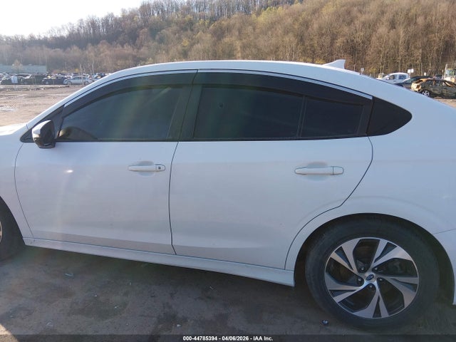 2023 Subaru Legacy Premium მანქანა იყიდება აუქციონზე, vin: 4S3BWAF68P3011667, აუქციონის ნომერი: 44785394