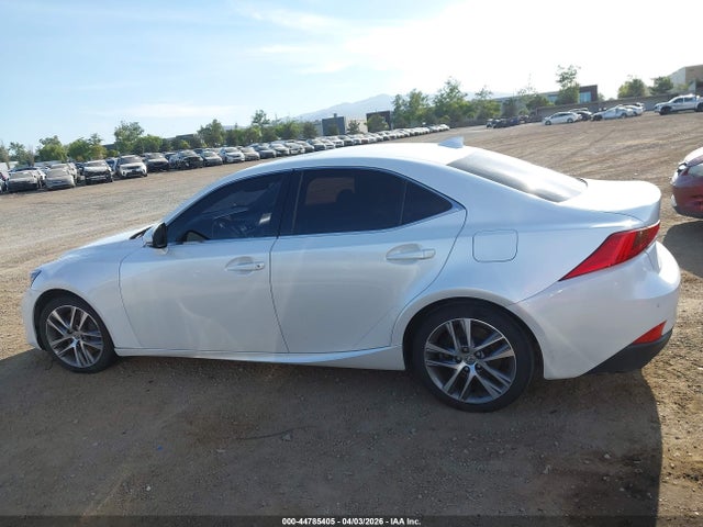 Lexus IS 300 2020 JTHDA1D24L5107462 Image 14