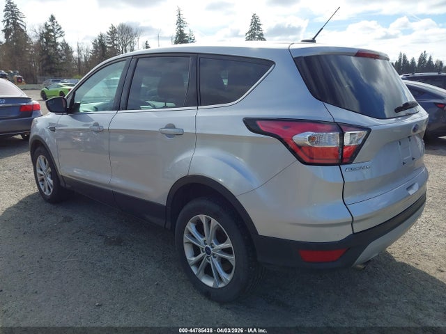 Ford ESCAPE SE 2017 1FMCU9GD8HUD85614 Image 3