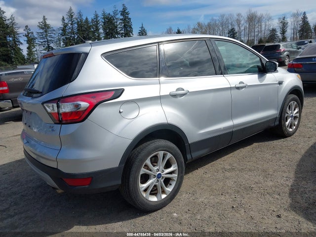 Ford ESCAPE SE 2017 1FMCU9GD8HUD85614 Image 4