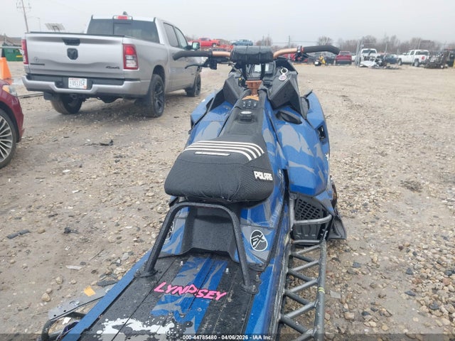 Polaris RMK 800 2019 SN1EFK8P0KC344945 Image 8