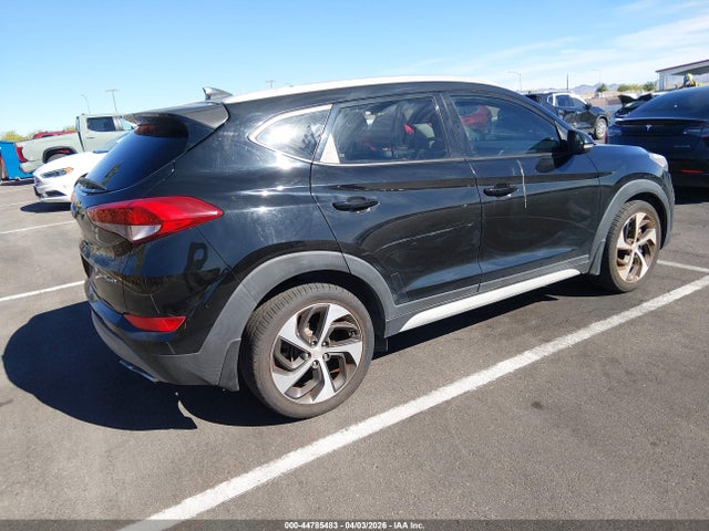 KM8J33AL8JU763587 Hyundai Tucson Sport