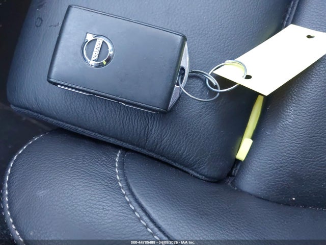YV4L12UN4P2929308 Volvo Xc40 B5 Plus Bright Theme