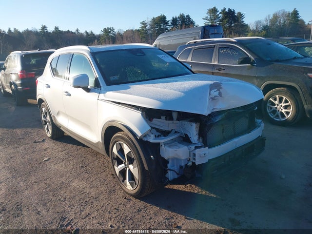 YV4L12UN4P2929308 Volvo Xc40 B5 Plus Bright Theme