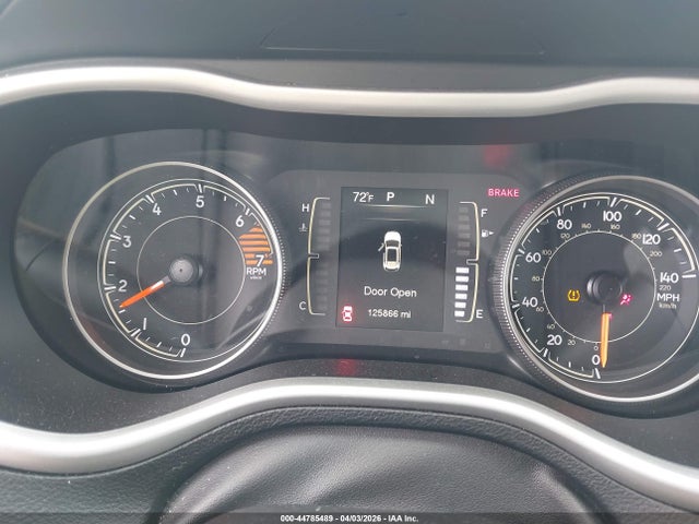 2017 Jeep Cherokee Latitude Fwd მანქანა იყიდება აუქციონზე, vin: 1C4PJLCB5HW548322, აუქციონის ნომერი: 44785489